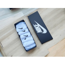 6 пар у коробці, подарунковий набір шкарпеток (3 короткі + 3 високі) NIKE білі 41-44р.